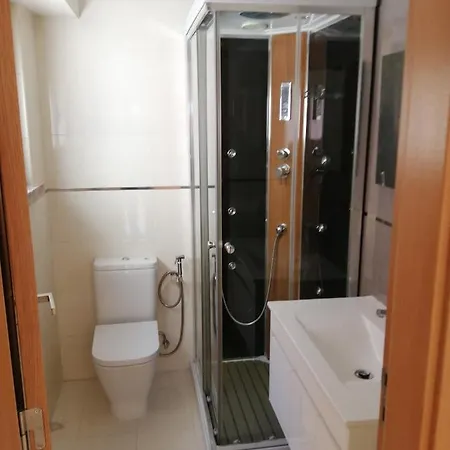 Oriente Dna X Apartament