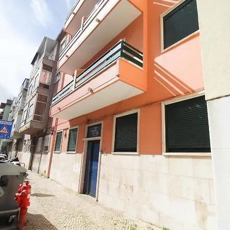 Oriente Dna X リスボン