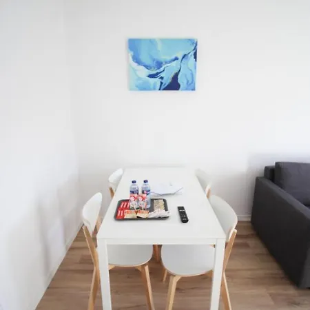Oriente Dna X Apartment